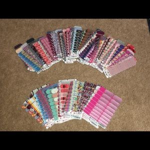 HUGE LOT of Jamberry Nail Wraps!